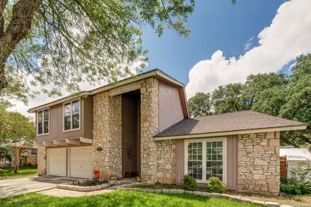 8327 Athenian, Universal City, TX 78148