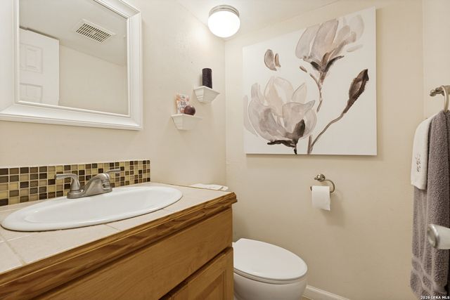 8327 Athenian, Universal City, TX 78148