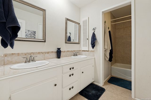 8327 Athenian, Universal City, TX 78148