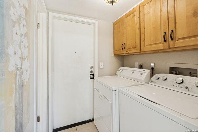 8327 Athenian, Universal City, TX 78148