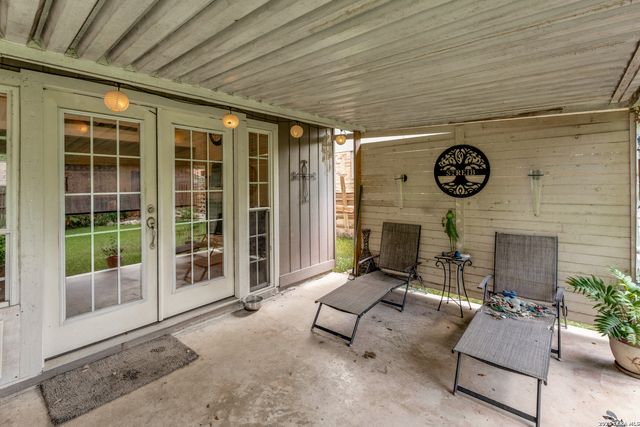 8327 Athenian, Universal City, TX 78148