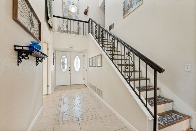 8327 Athenian, Universal City, TX 78148