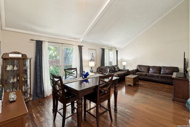 8327 Athenian, Universal City, TX 78148