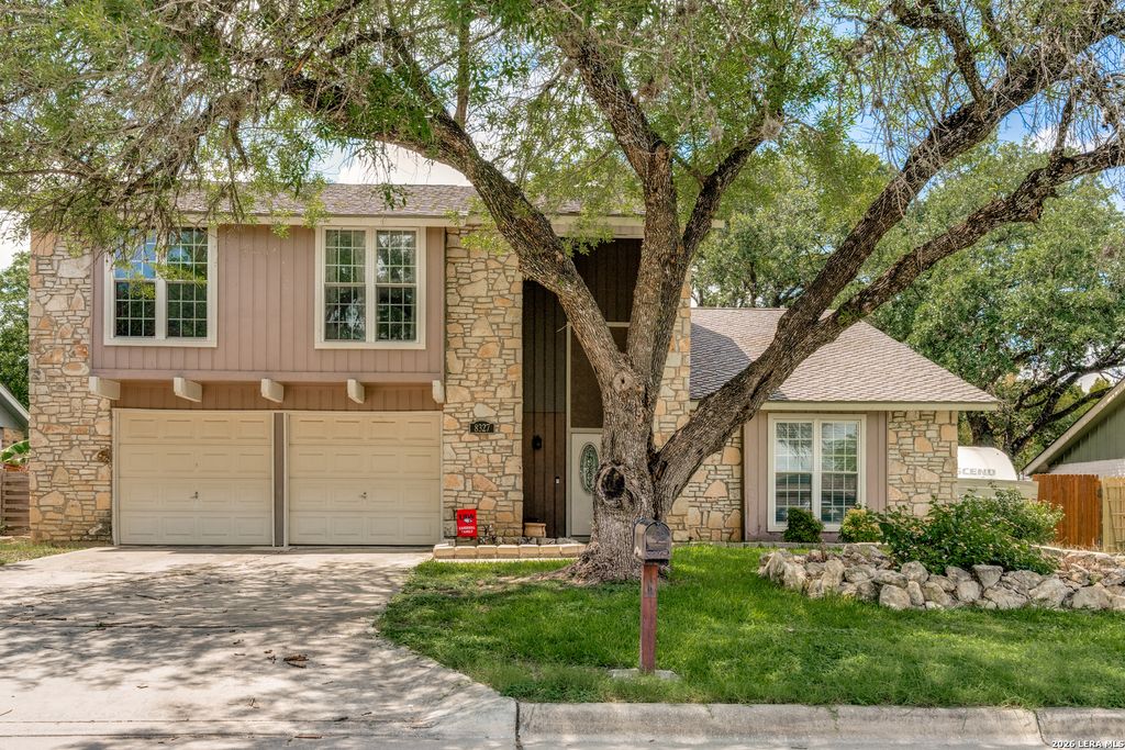 8327 Athenian, Universal City, TX 78148