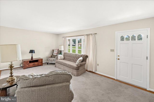 7910 EDGEWOOD FARM RD, Frederick, MD 21702