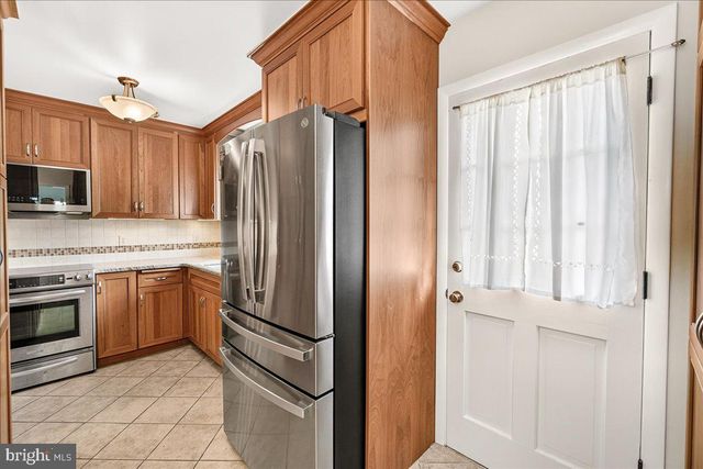 7910 EDGEWOOD FARM RD, Frederick, MD 21702