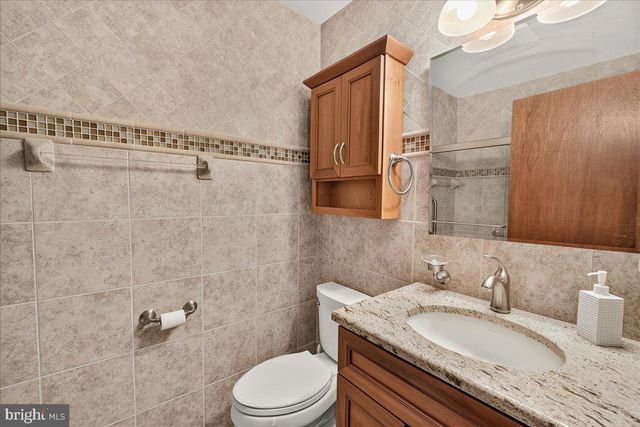 7910 EDGEWOOD FARM RD, Frederick, MD 21702