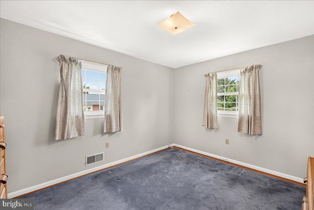 7910 EDGEWOOD FARM RD, Frederick, MD 21702