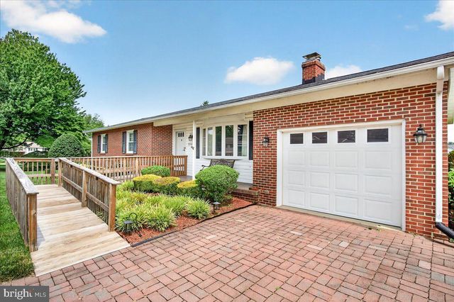 7910 EDGEWOOD FARM RD, Frederick, MD 21702