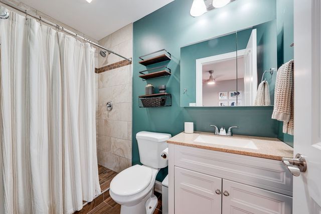 1107 E Prairie Avenue, Des Plaines, IL 60016