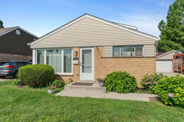 8054 S Kolmar Avenue, Chicago, IL 60652