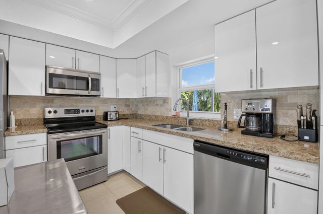 700 NE 70th Street, Boca Raton, FL 33487