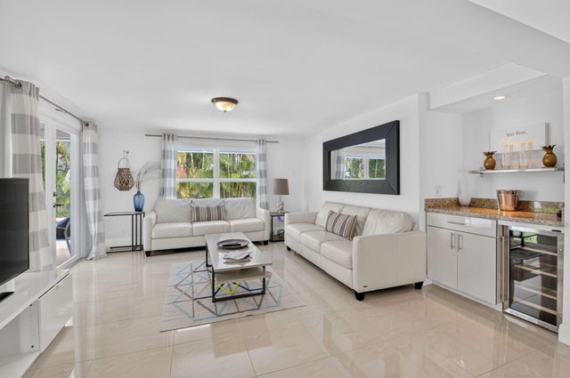 700 NE 70th Street, Boca Raton, FL 33487