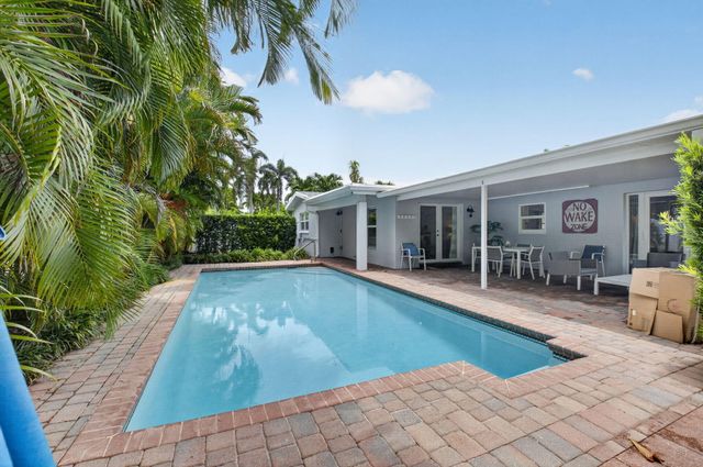 700 NE 70th Street, Boca Raton, FL 33487