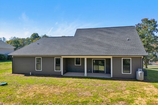 200 Cambridge CT, Hardy, VA 24101