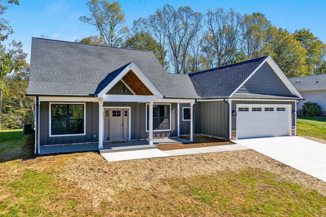 200 Cambridge CT, Hardy, VA 24101