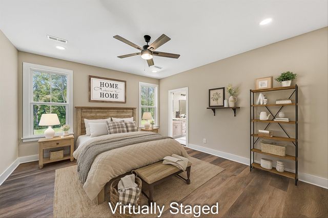 200 Cambridge CT, Hardy, VA 24101