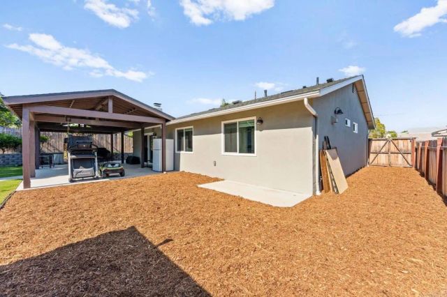 3023 Linda Dr, Oceanside, CA 92056