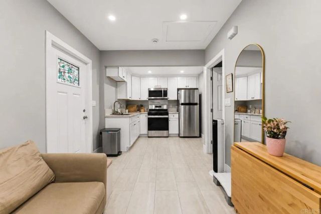 3023 Linda Dr, Oceanside, CA 92056