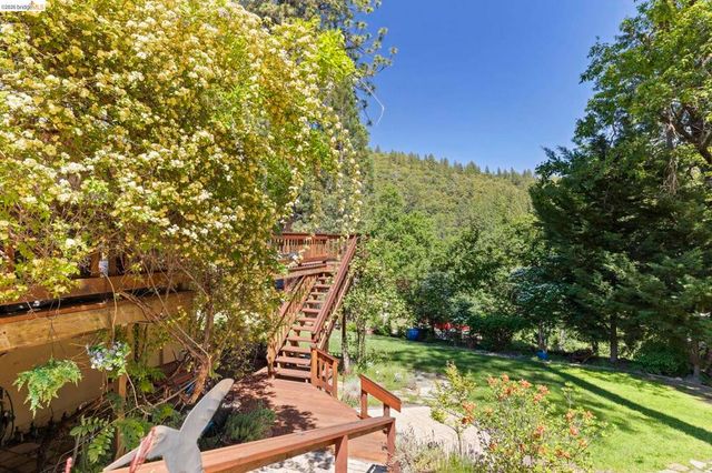 20581 Gerber Rd, Tuolumne, CA 95379