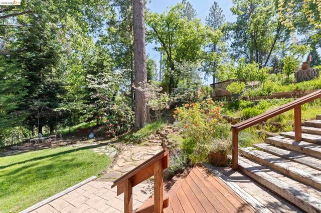 20581 Gerber Rd, Tuolumne, CA 95379