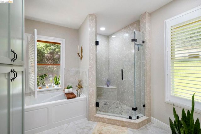 20581 Gerber Rd, Tuolumne, CA 95379