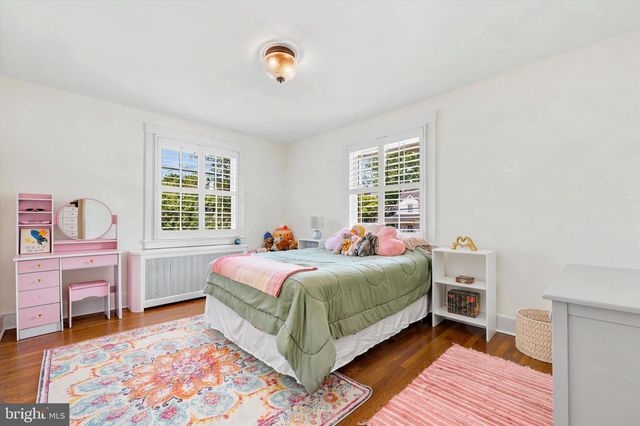 520 N ESSEX AVE, Narberth, PA 19072
