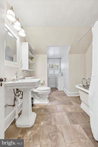 520 N ESSEX AVE, Narberth, PA 19072