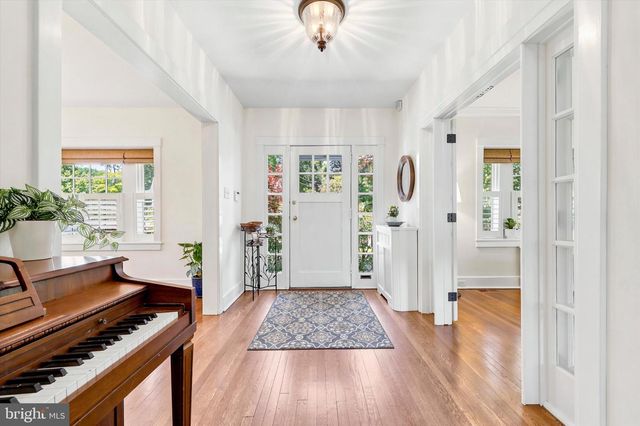 520 N ESSEX AVE, Narberth, PA 19072