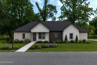 1009 Timber Trails Road, Breaux Bridge, LA 70517