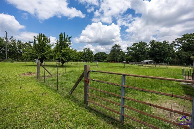 128 Mary Lou Drive, Byron, GA 31008