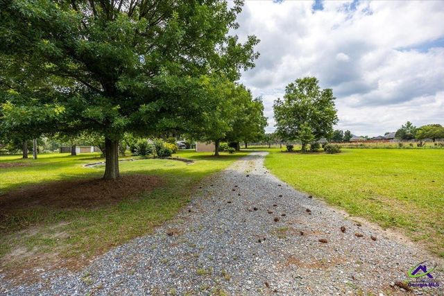 128 Mary Lou Drive, Byron, GA 31008