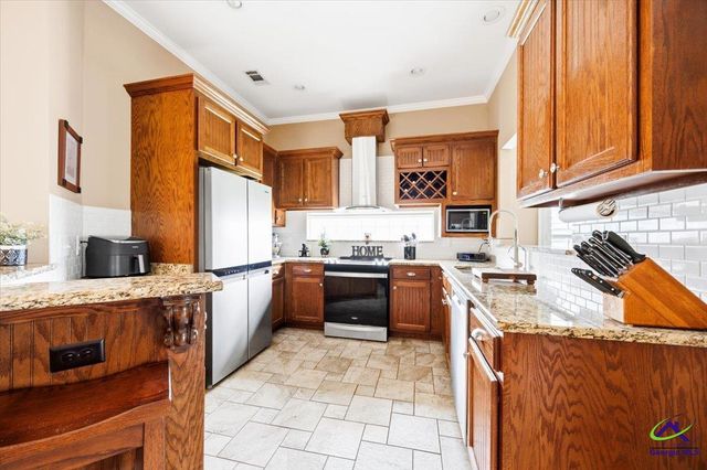 128 Mary Lou Drive, Byron, GA 31008