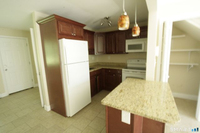 95 East Grand Avenue 9, New Haven, CT 06513