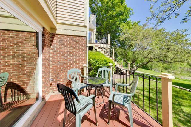 1643 Penny Lane, Crystal Lake, IL 60014