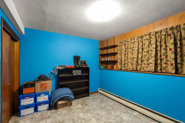 10 Everett St, Maynard, MA 01754