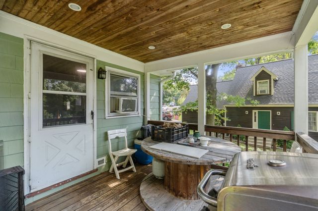 10 Everett St, Maynard, MA 01754