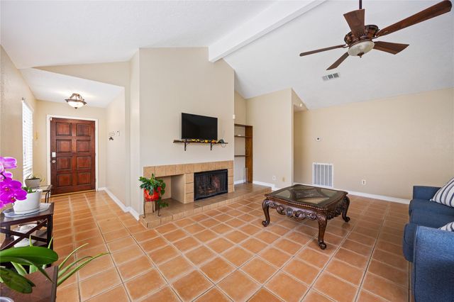 9206 Homeland Drive, Houston, TX 77083