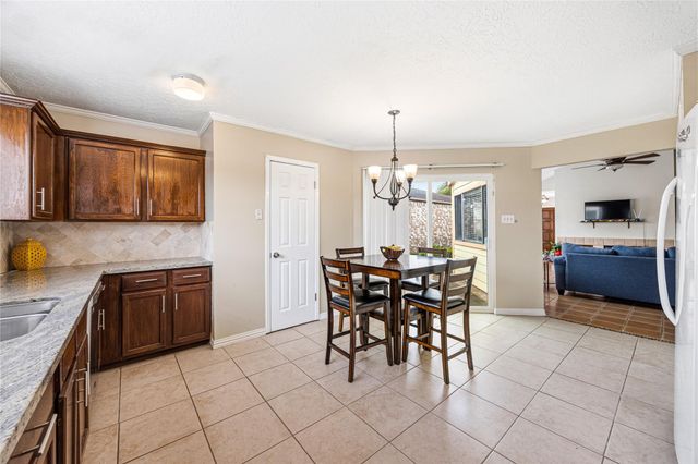 9206 Homeland Drive, Houston, TX 77083