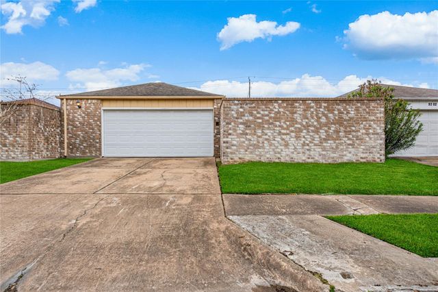 9206 Homeland Drive, Houston, TX 77083