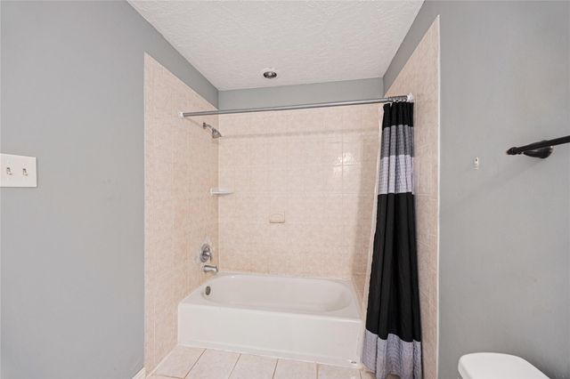 9206 Homeland Drive, Houston, TX 77083