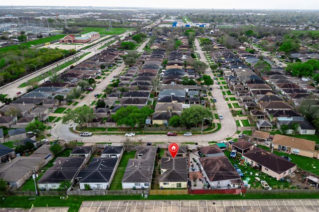 9206 Homeland Drive, Houston, TX 77083