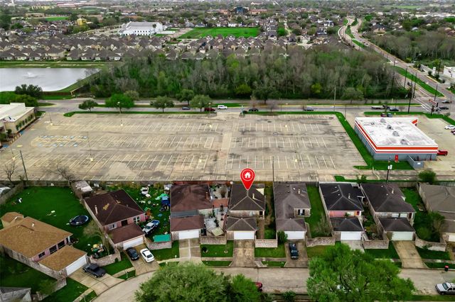 9206 Homeland Drive, Houston, TX 77083