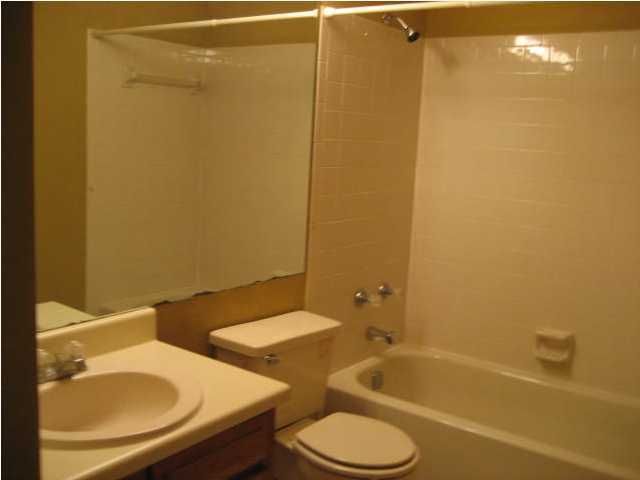 1008 Pineview Boulevard D, Fort Walton Beach, FL 32547