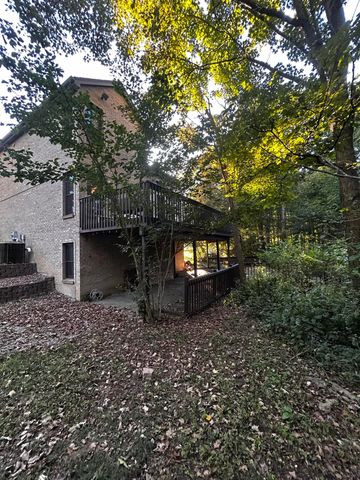 9923 E Bend Road, Burlington, KY 41005