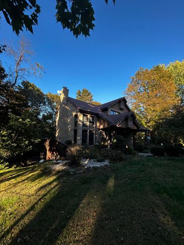 9923 E Bend Road, Burlington, KY 41005