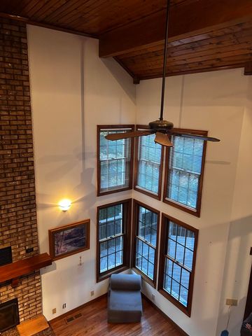 9923 E Bend Road, Burlington, KY 41005