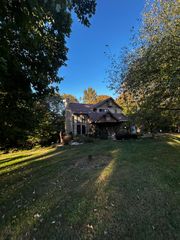 9923 E Bend Road, Burlington, KY 41005