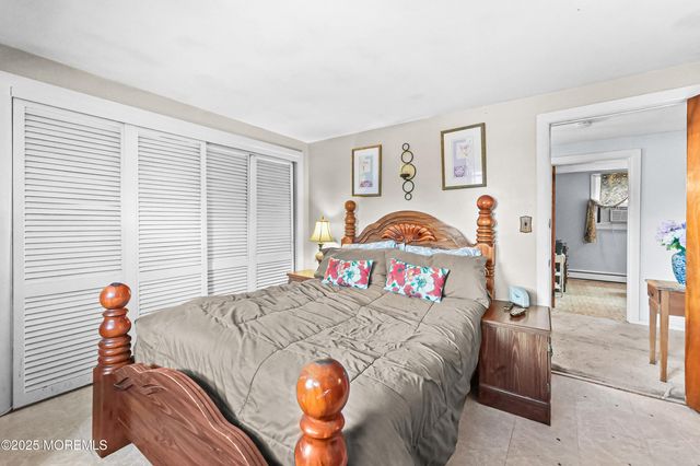 1 Hobart Street, Keyport, NJ 07735