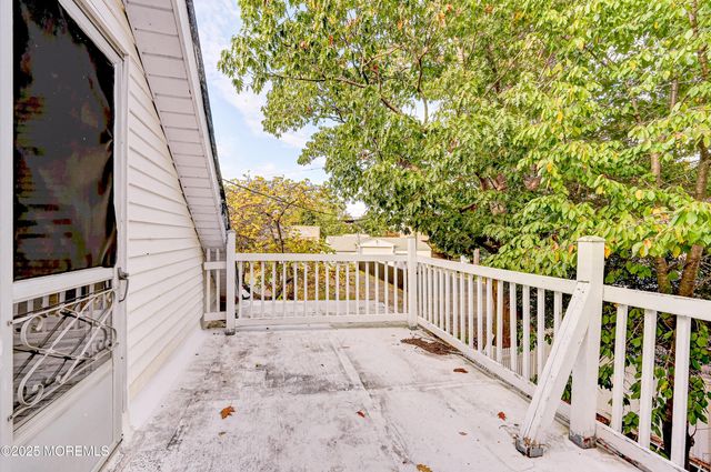 1 Hobart Street, Keyport, NJ 07735